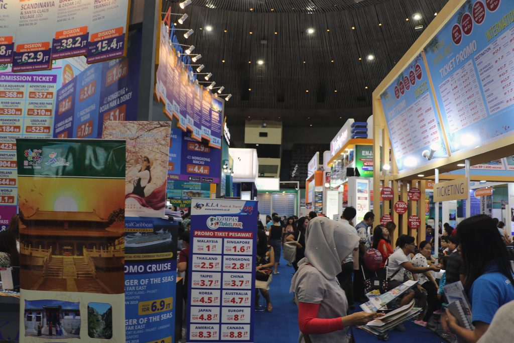 Kompas-Travel-Fair-3-1024x683